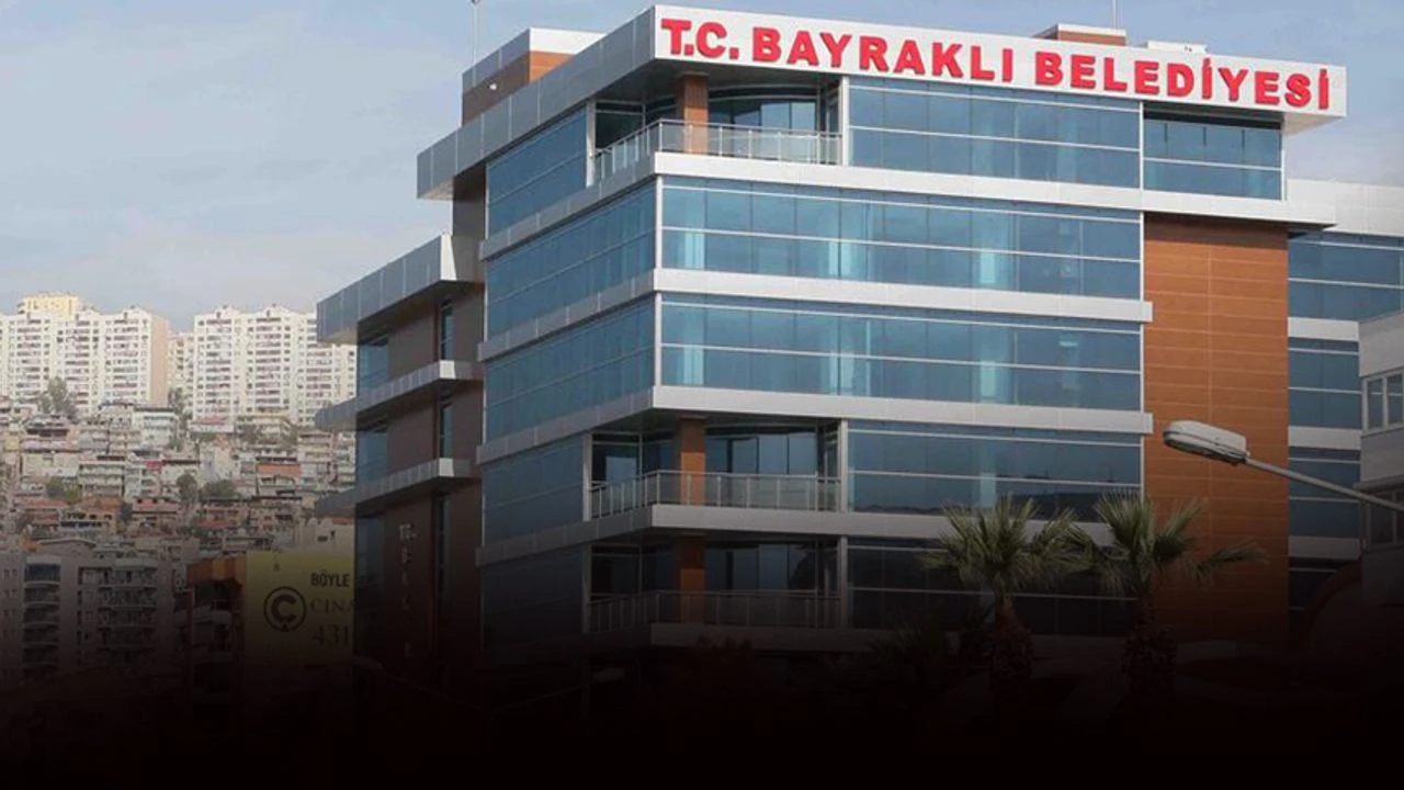 Bayraklı Belediyesi Gücünü Nereden Alıyor? İzmir'de Siyaset Düğümü!