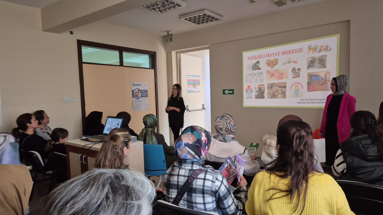 Karşıyaka Kadın Kolları'ndan Sağlık İçin Anlamlı Adım: Rahim Ağzı Kanseri Farkındalık Etkinliği