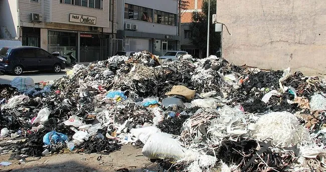 Ege'nin İncisi Çöp ve Moloz Yığınında: İzmir Ovası Alarm Veriyor!
