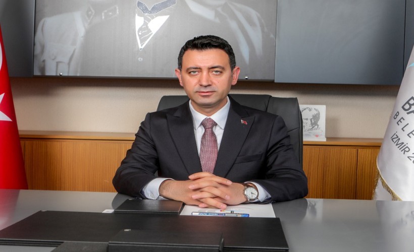 Bayraklı Belediyesi’nde Tepkiler Yükseliyor: Partililer ve Muhtarlar Başkan İrfan Önal’ı Eleştiriyor