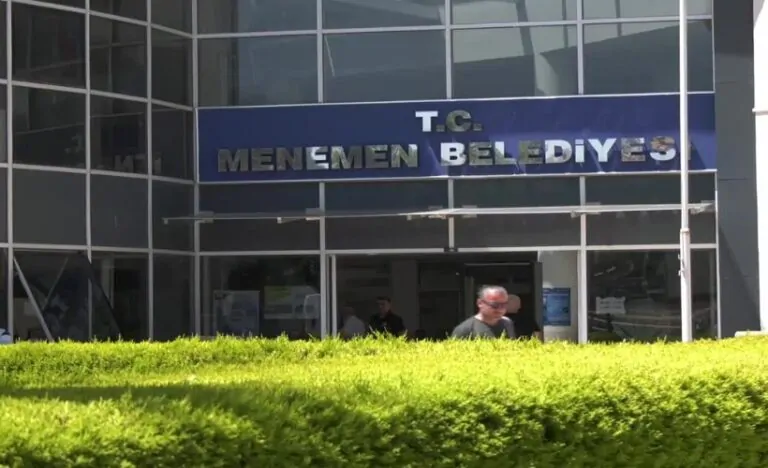 Menemen Belediyesi’nde İmar Skandalı: Lise Mezunu Teknisyen Tüm Süreçleri Yürütüyor