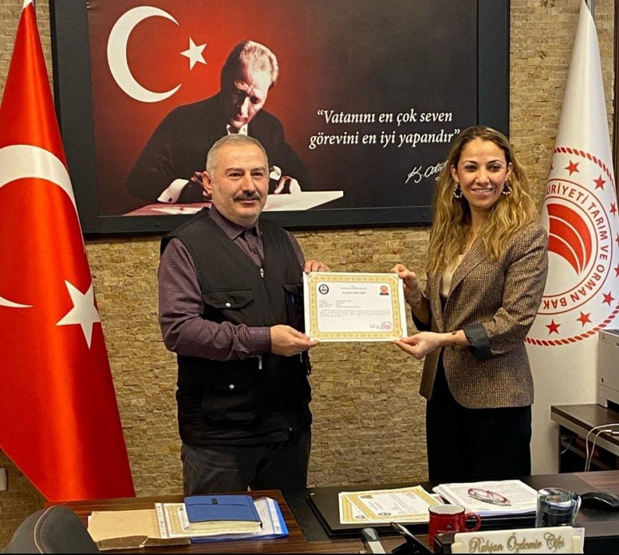 15 Temmuz Gazisi Orhan Kemal Temel'e Başarı Belgesi Ödülü