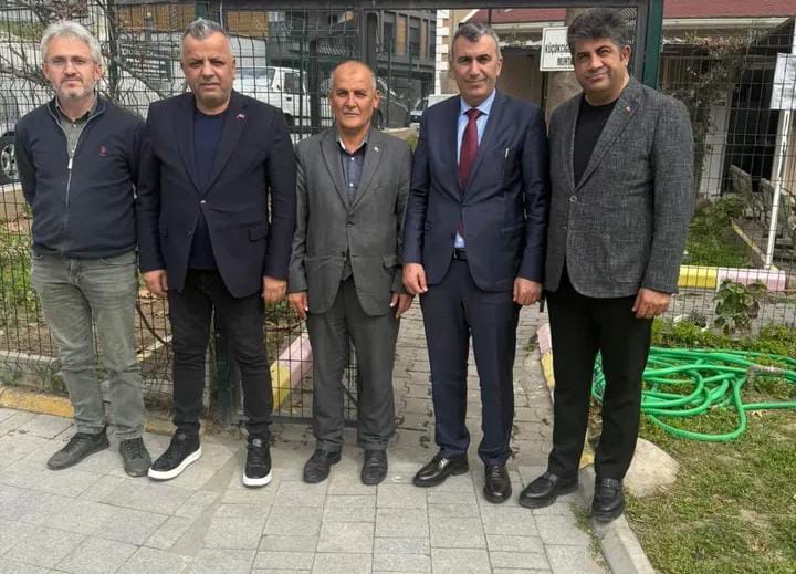 AK Parti Çiğli İlçe Teşkilatından Mahalle Muhtarlarına Ziyaret