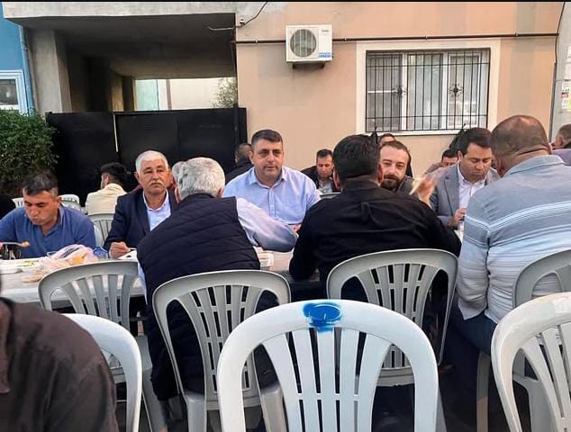 CHP Kemalpaşa İlçe Başkanlığı Akalan Mahallesi'nde İftar Sofrasına Katıldı