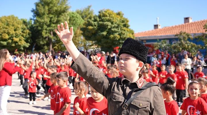 Nene Hatun Anaokulu’ndan Zirvede Cumhuriyet Kutlaması!