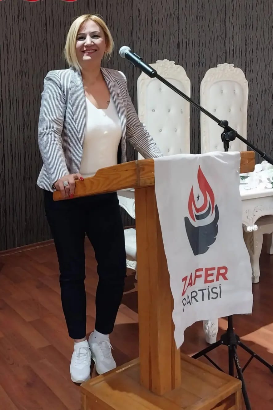 Zafer Partisi Buca İlçe Başkanı Selma Tosun'dan Buca Belediye Başkanı'na Sert Eleştiri: “Şehitler Varken Tatil Olmaz”