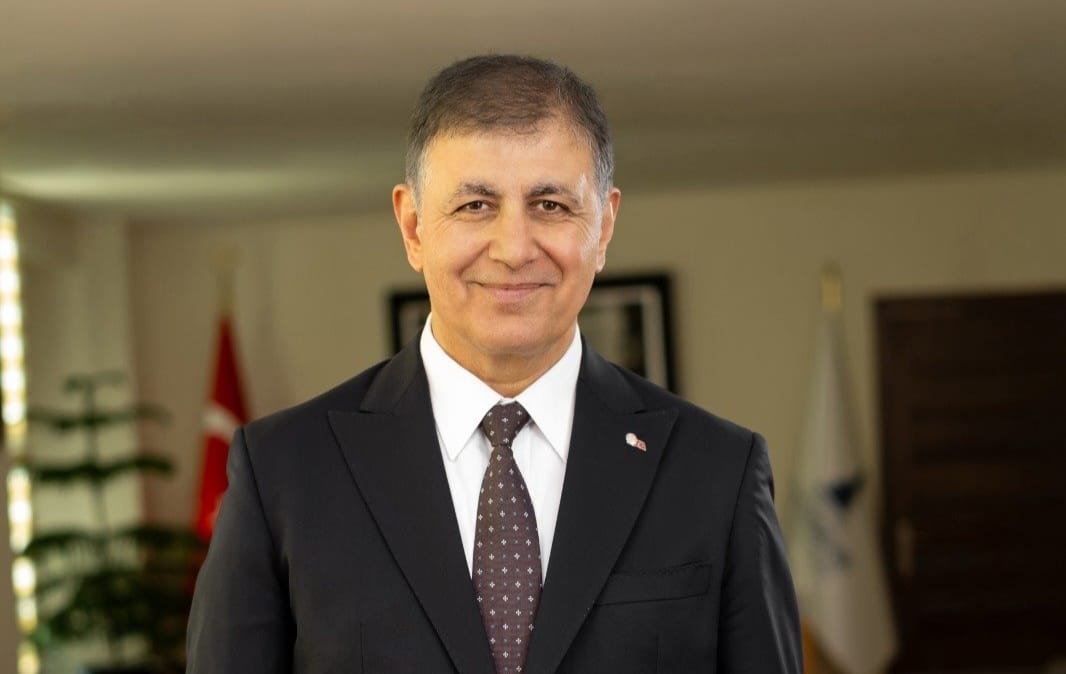 Başkan Tugay: 2026 Dayanışmanın, Adaletin ve Umutlu Yarınların Yılı Olsun