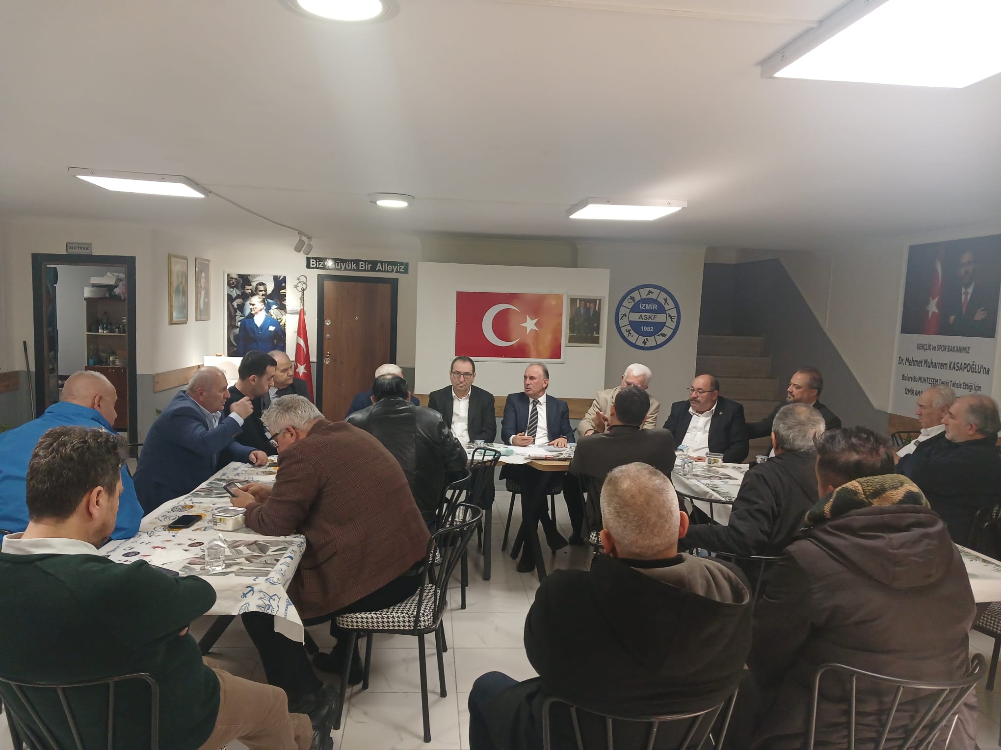 Ankara ASKF Genel Başkanı’ndan İzmir ASKF’ye Ziyaret