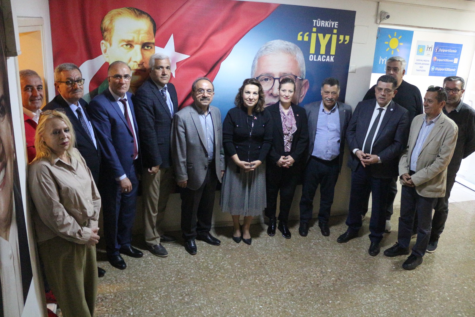 İzmir’de Türk Dünyası Rüzgarı: Azerbaycan Dost Dernekleri’nden İYİ Parti’ye Anlamlı Ziyaret