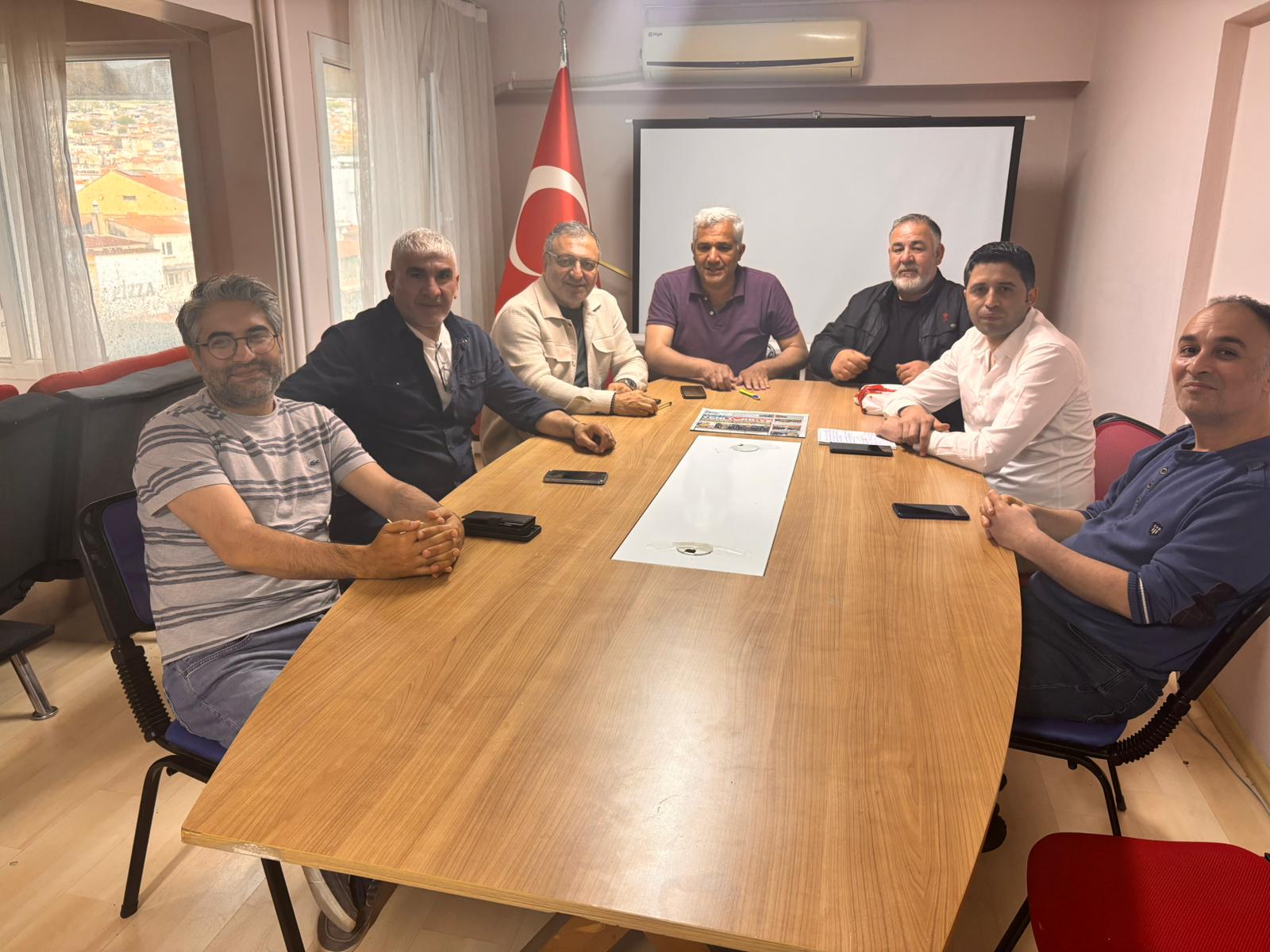 Serhat Karslılar Federasyonu Sahaya İniyor: İlk Toplantıda 