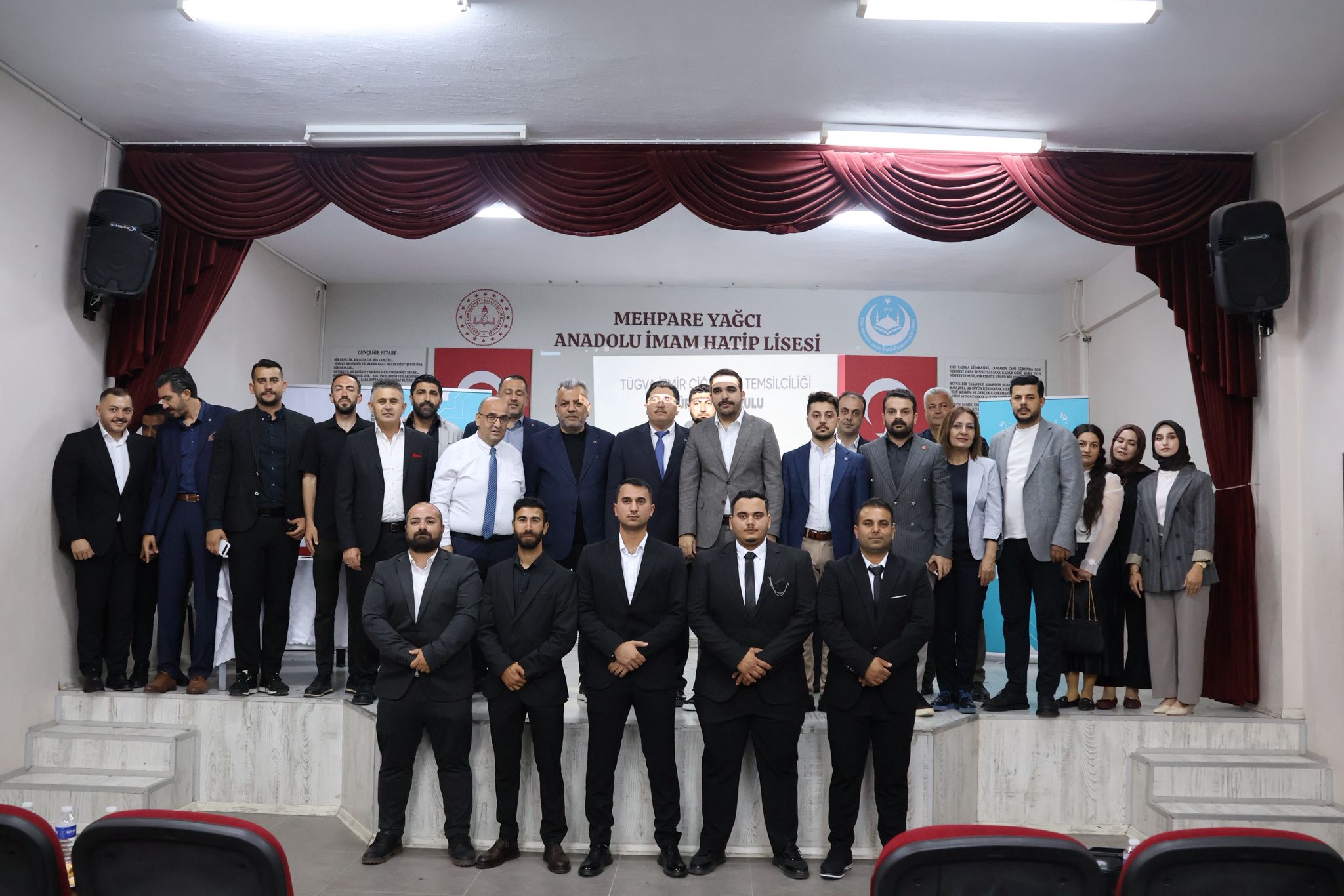 TÜGVA Çiğli’de 2. Olağan Genel Kurul Coşkusu: Anılcan Çiçek Güven Tazeledi