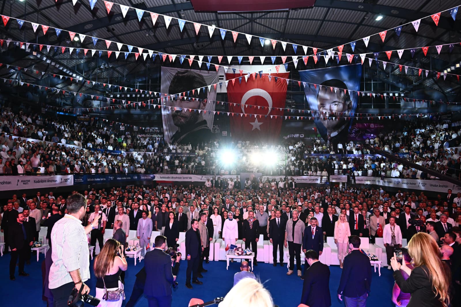 YAVUZ AĞIRALİOĞLU: ANAHTAR PARTİ TÜRK MİLLETİNİN GELECEĞİDİR 