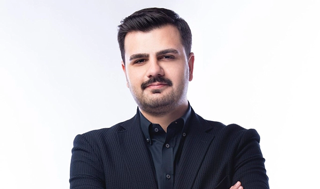 AK PARTİ GENEL SEKRETERİ VE İZMİR MİLLETVEKİLİ