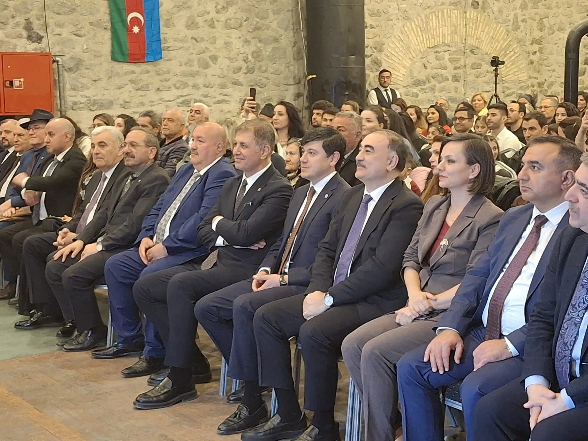 Azerbaycan Bakanı Devlet Protokolünde Yalnız Mı Kaldı?