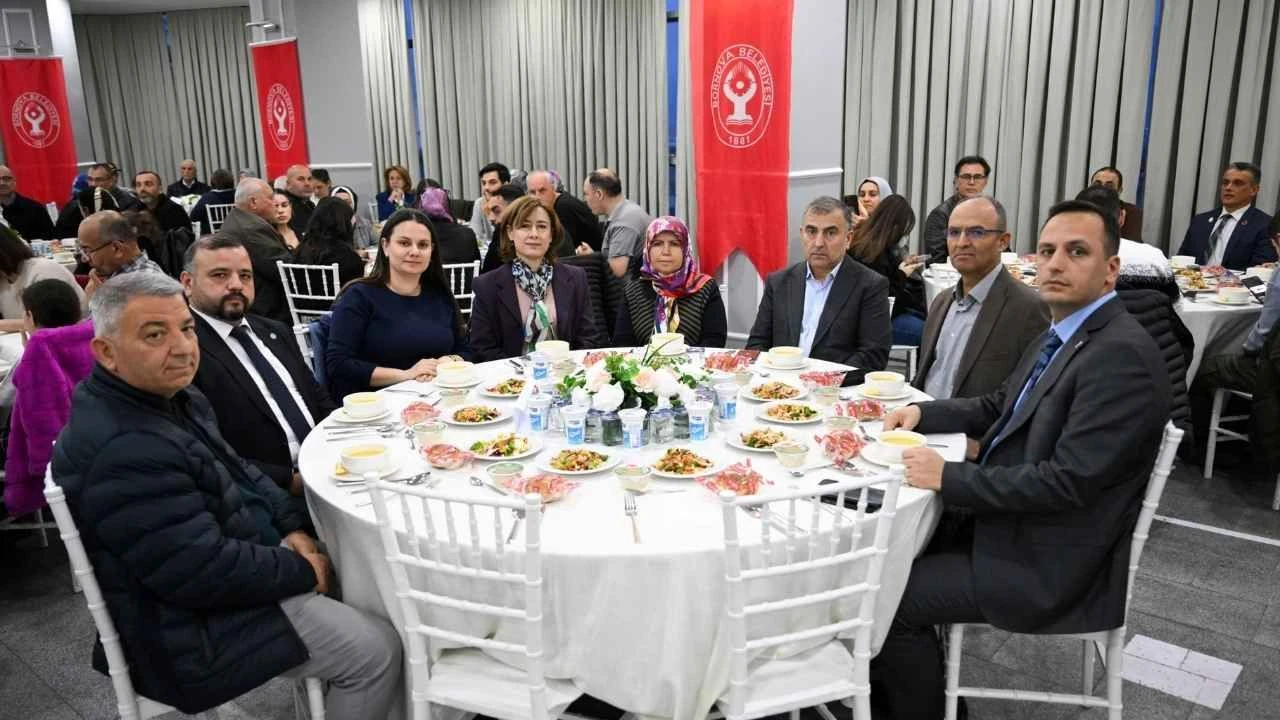 Bornova Belediyesi’nden vefa: Şehit aileleri ve gaziler onuruna iftar