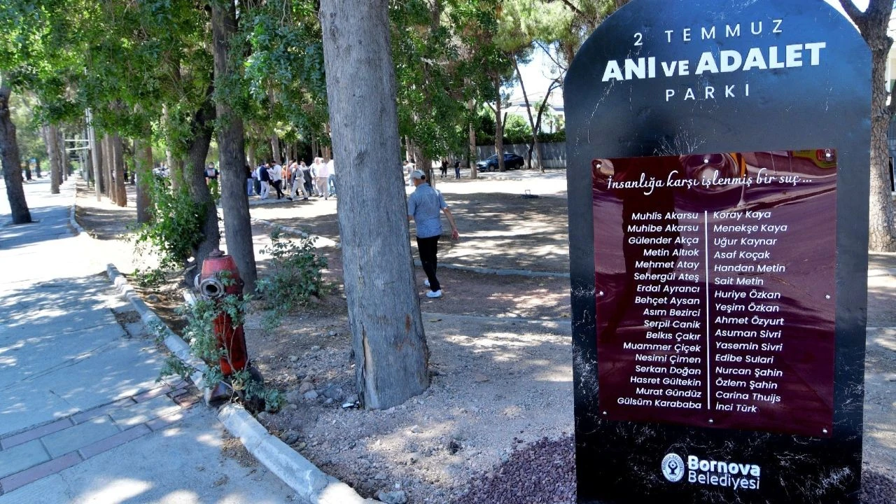 Bornova'da anlamlı tören:2 Temmuz Anı ve Adalet Parkı açıldı