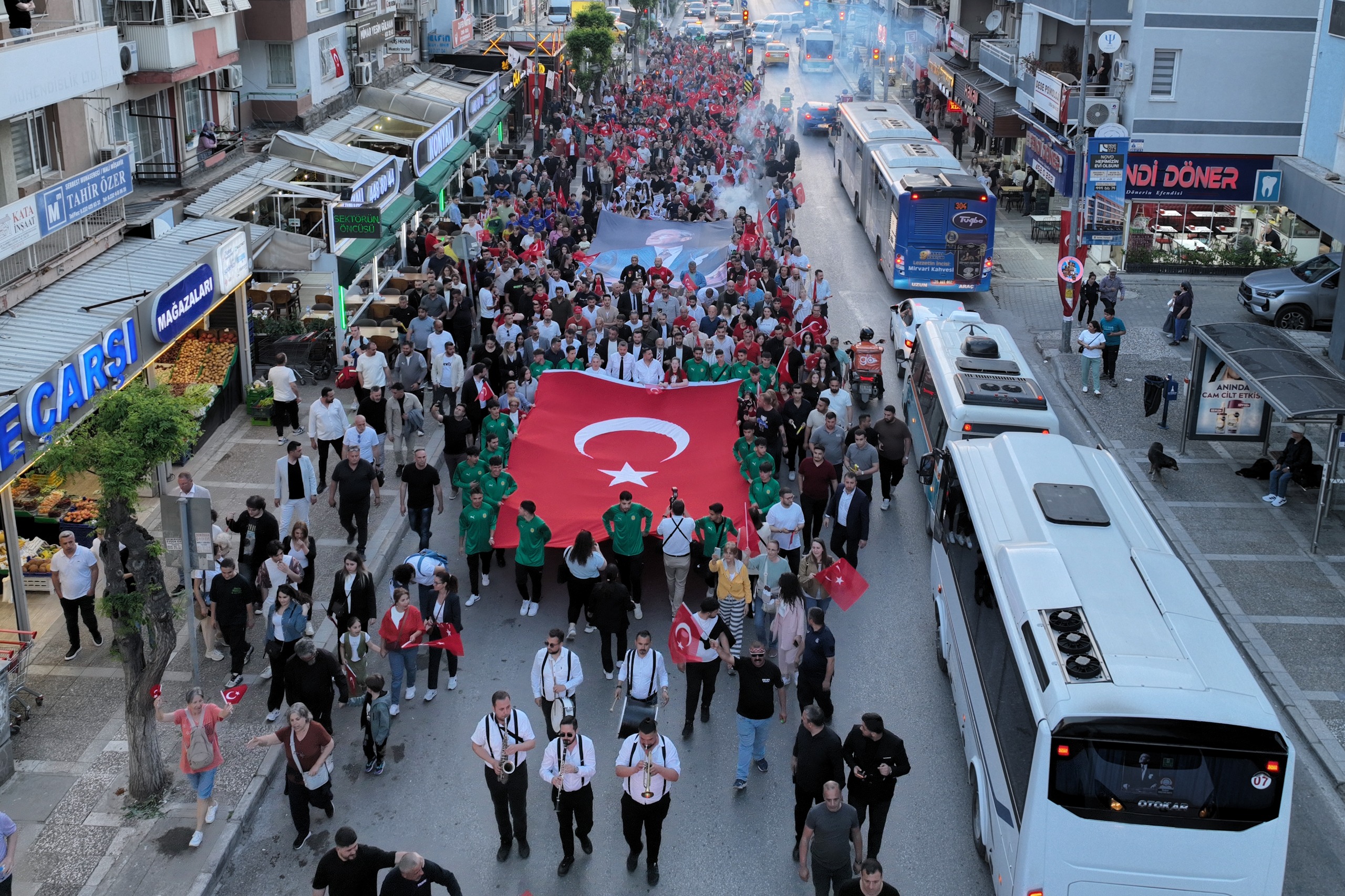  BUCA’DA 19 MAYIS COŞKUSU