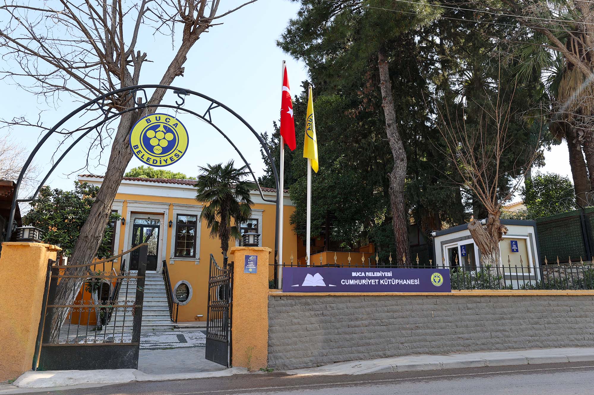 Buca'daki tarihi köşk çocuklar için bilgi yuvası oldu