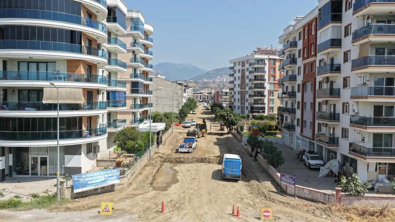 Aydın'da yol yatırımları hız kesmiyor