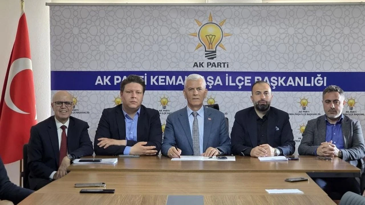 AK Partili Metin Yaşar, Kemalpaşa Belediyesi'nin bir yılını değerlendirdi: 