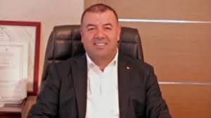 Bayraklı’nın Gür Sesi Latif Aydemir’den Yerel Yönetime Sert Uyarı: 