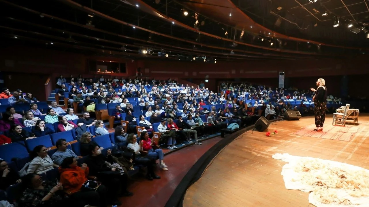 Bayram sonrası İzmir'de sanat dolu günler: Etkinlik takvimi açıklandı