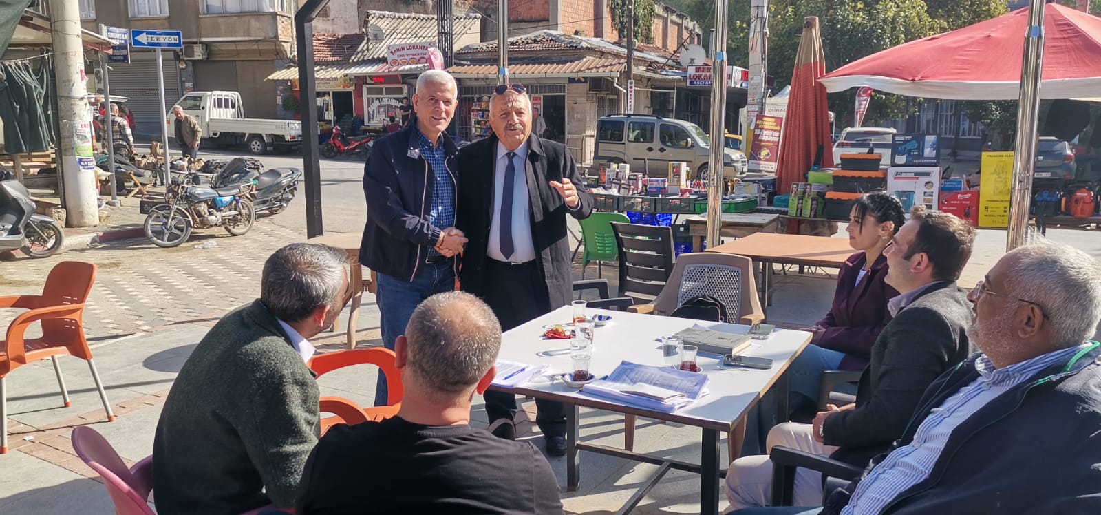 AK Parti Kemalpaşa’dan Cumhuriyet Tarihinde Bir İlk: 49 Mahallede Eş Zamanlı ‘Gönül Köprüsü’ Harekâtı