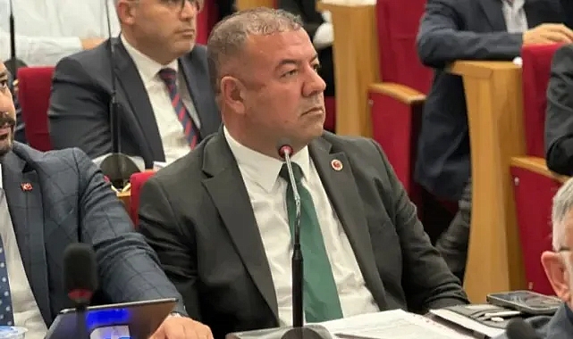 Bayraklı Meclis Üyesi Latif Aydemir’den Mecliste Çözüm Çağrısı: “Çaresiz Olmayın, Çare Siz Olun!”
