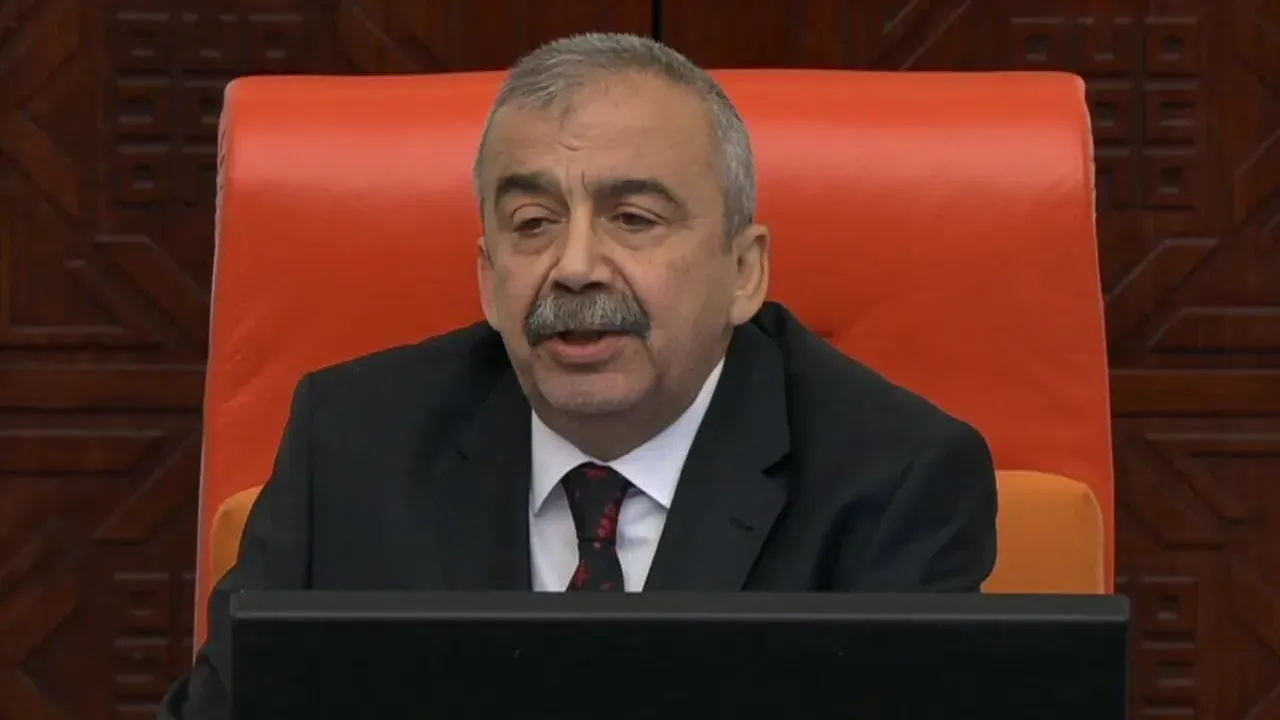Sırrı Süreyya Önder'le ilgili hastaneden yeni açıklama