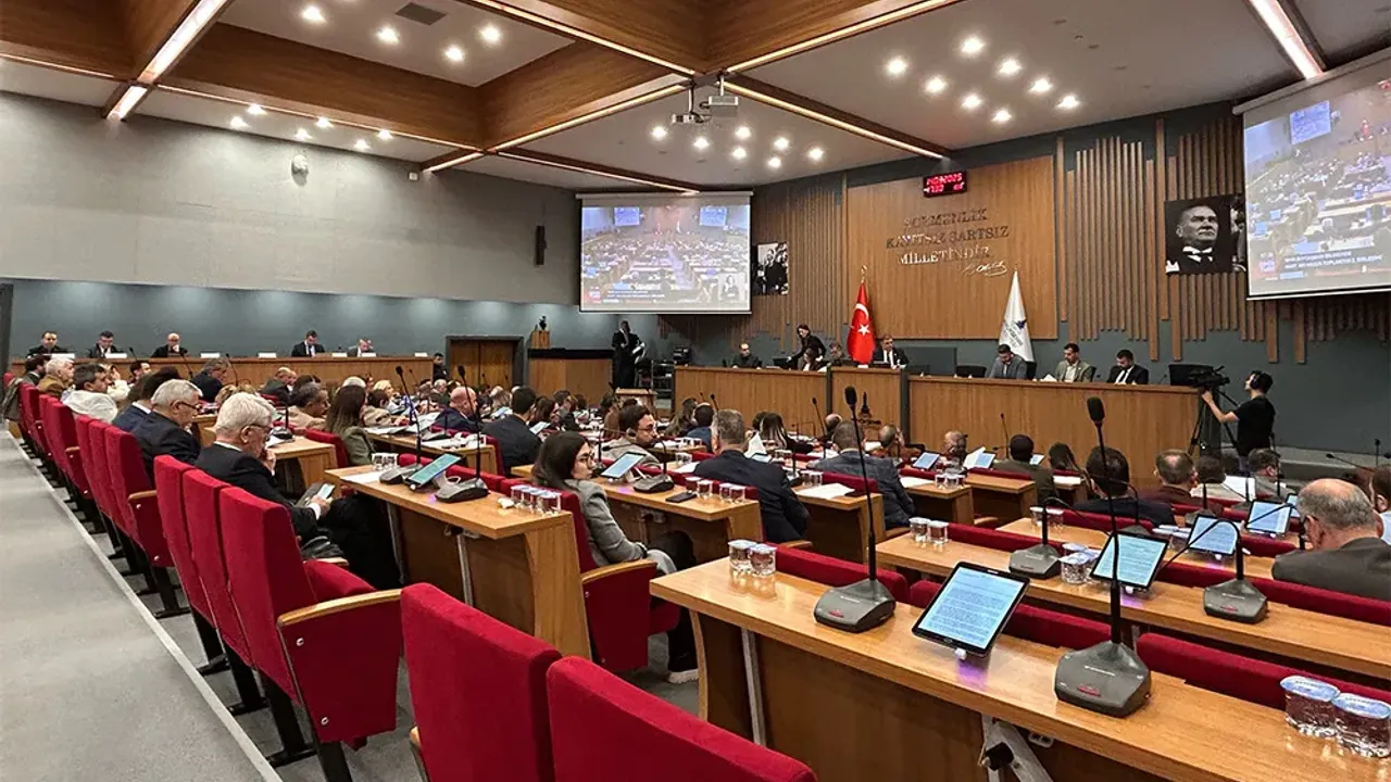 Tugay’a dev kredi yetkisi meclisten geçti: ESHOT 1 milyar 840 milyon TL kredi kullanabilecek!