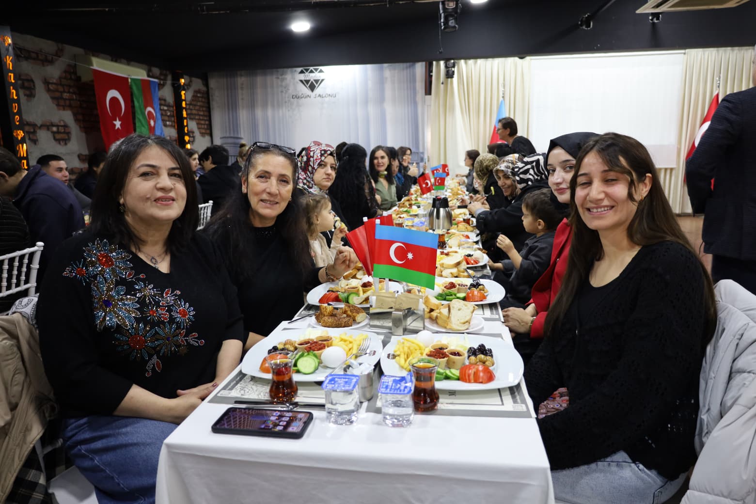 izmirde-haydar-aliyeve-vefa-programi-17